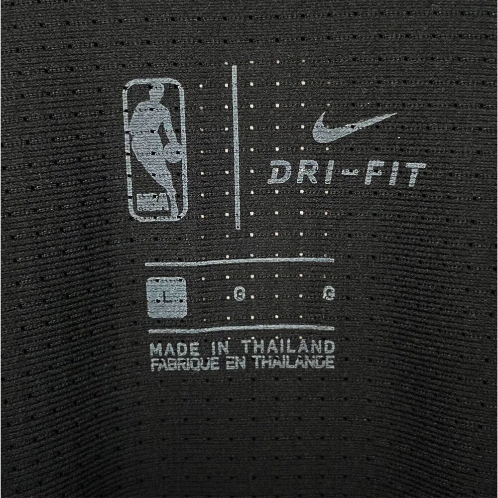 Atlanta Hawks NBA Basketball Nike Dri-Fit Black Men’s Large Long Sleeve Shirt - Picture 5 of 5